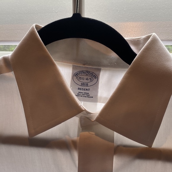 15 1/2-4/5 Brooks Brothers button down white shirt - Picture 3 of 8
